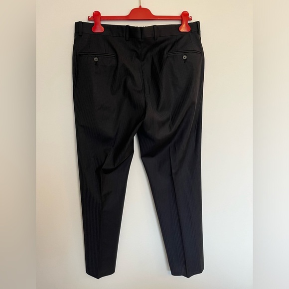 Elite navy blue pinstriped men’s dress pants - Picture 5 of 8
